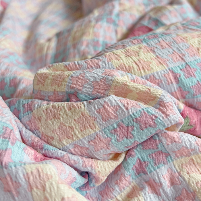 91家纺网 家纺一手货源 找家纺 Mata蔓塔家 2025新款云感针织双层纱彩色贝壳边夏被夏凉被空调被(有买家秀） 有草莓的地方