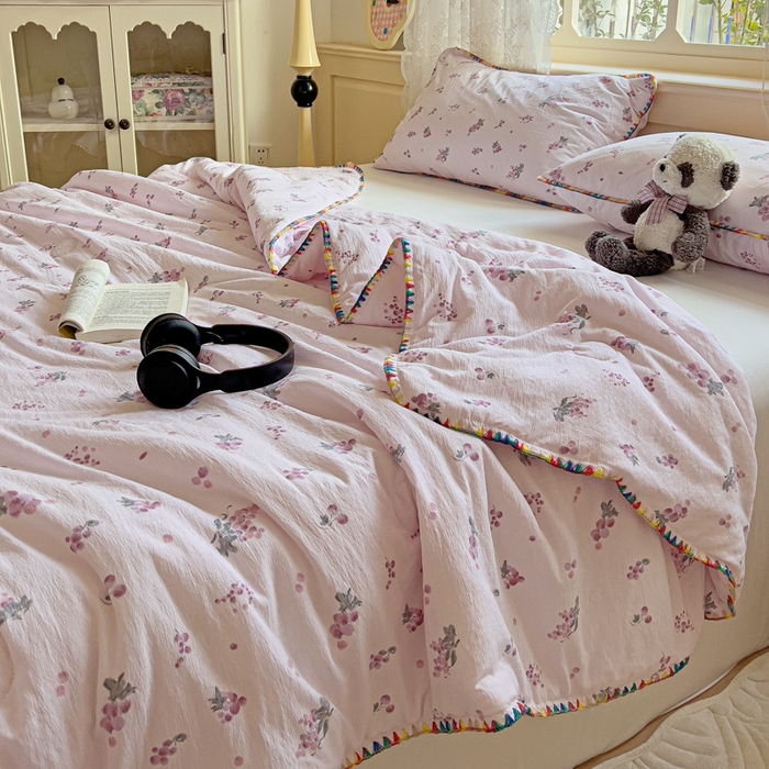 91家纺网 家纺一手货源 找家纺 Mata蔓塔家 2025新款云感针织双层纱彩色贝壳边夏被夏凉被空调被(有买家秀） 葡萄七分甜