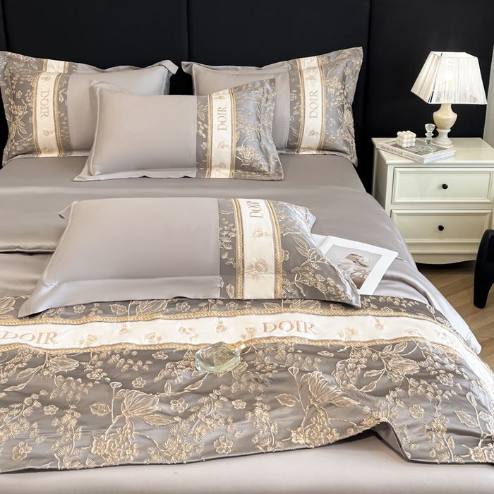 91家纺网 家纺一手货源 找家纺 帝王家纺 2025新款浮雕刺绣水洗天丝真丝夏被四件套冰丝三件套夏季直播 花蔓枝—浅灰