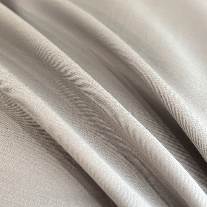 91家纺网 家纺一手货源 找家纺 帝王家纺 2025新款浮雕刺绣水洗天丝真丝夏被四件套冰丝三件套夏季直播 花蔓枝—浅灰