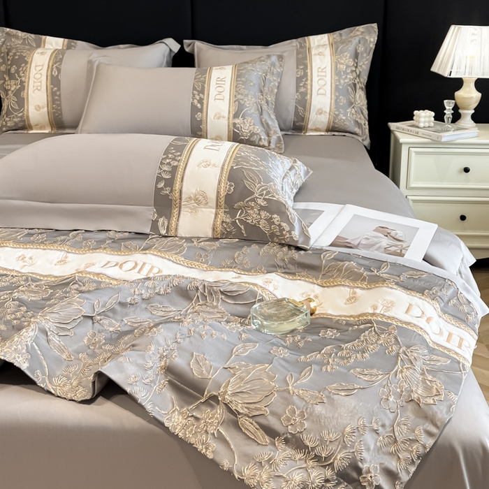 91家纺网 家纺一手货源 找家纺 帝王家纺 2025新款浮雕刺绣水洗天丝真丝夏被四件套冰丝三件套夏季直播 花蔓枝—浅灰