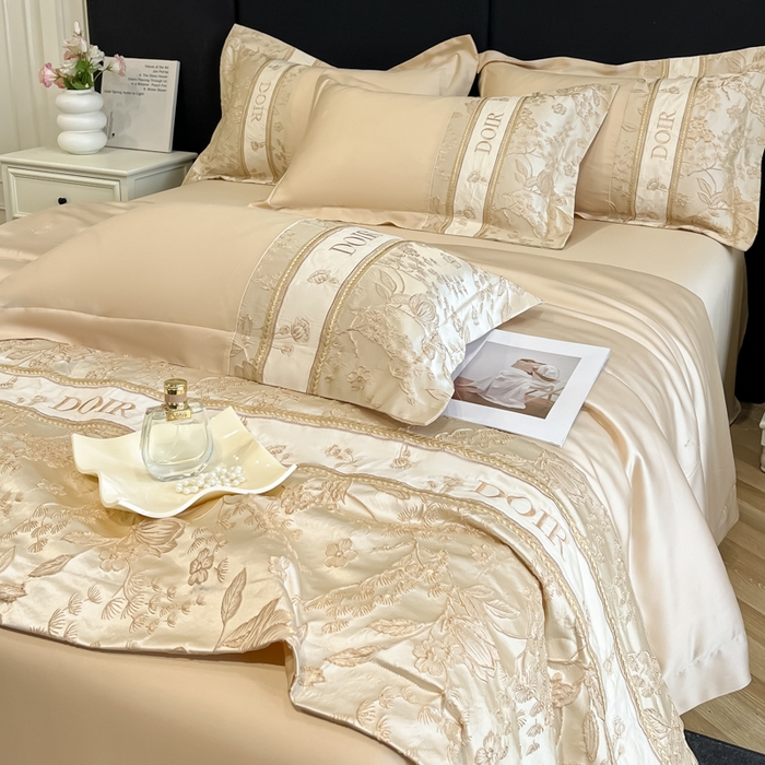 91家纺网 家纺一手货源 找家纺 帝王家纺 2025新款浮雕刺绣水洗天丝真丝夏被四件套冰丝三件套夏季直播 花蔓枝—香槟
