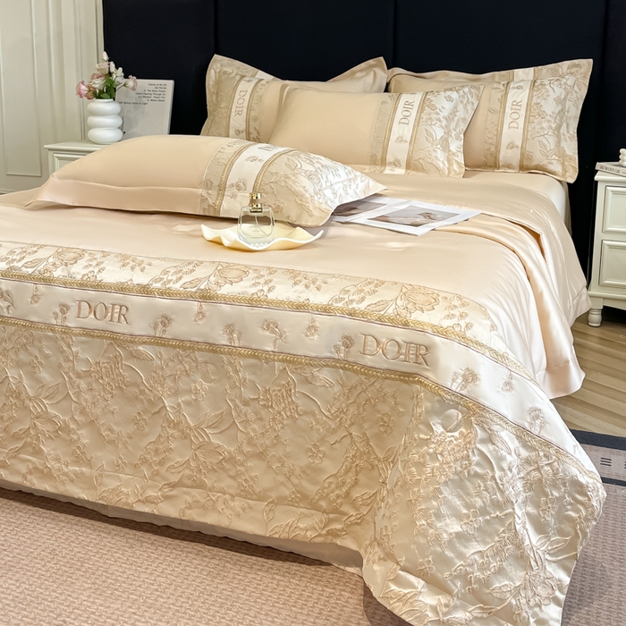 91家纺网 家纺一手货源 找家纺 帝王家纺 2025新款浮雕刺绣水洗天丝真丝夏被四件套冰丝三件套夏季直播 花蔓枝—香槟