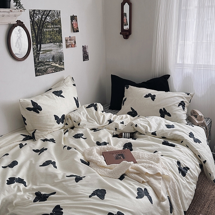 91家纺网 家纺一手货源 找家纺 （总）柚可家居 2025新款数码活性印花四件套-黑格蝶舞风格一