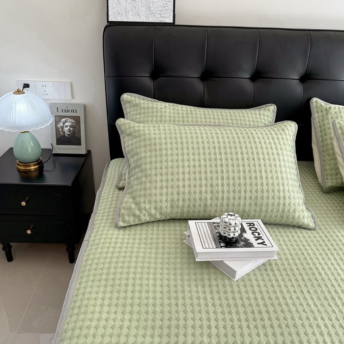 91家纺网 家纺一手货源 找家纺 兜米2025新款菱形格床笠凉席 菱形格绿