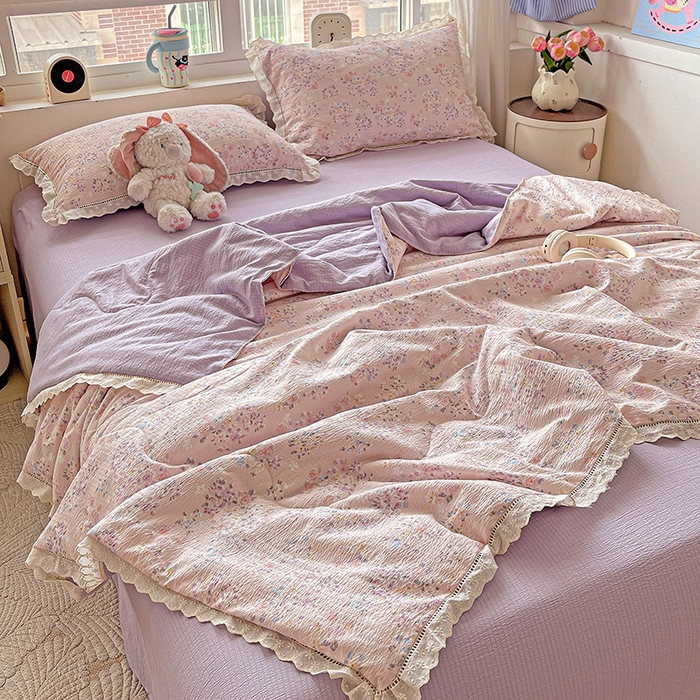 91家纺网 家纺一手货源 找家纺 恋之语 2025春夏新款云感全棉纯棉花边款夏被夏凉被空调被四件套套件 若欢-紫