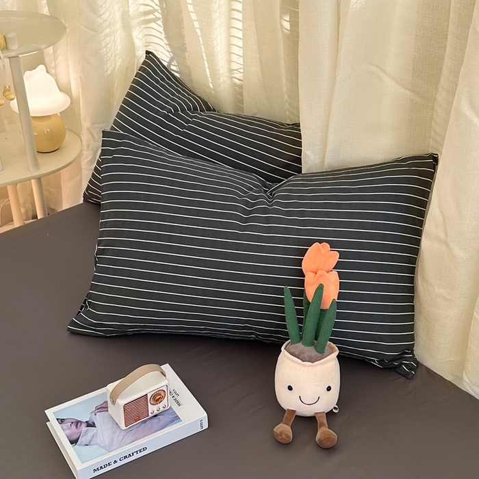 91家纺网 家纺一手货源 找家纺 简宜家居（朝初家纺） 2025新款13070全棉纯棉斜纹简约北欧风四件套 城墨