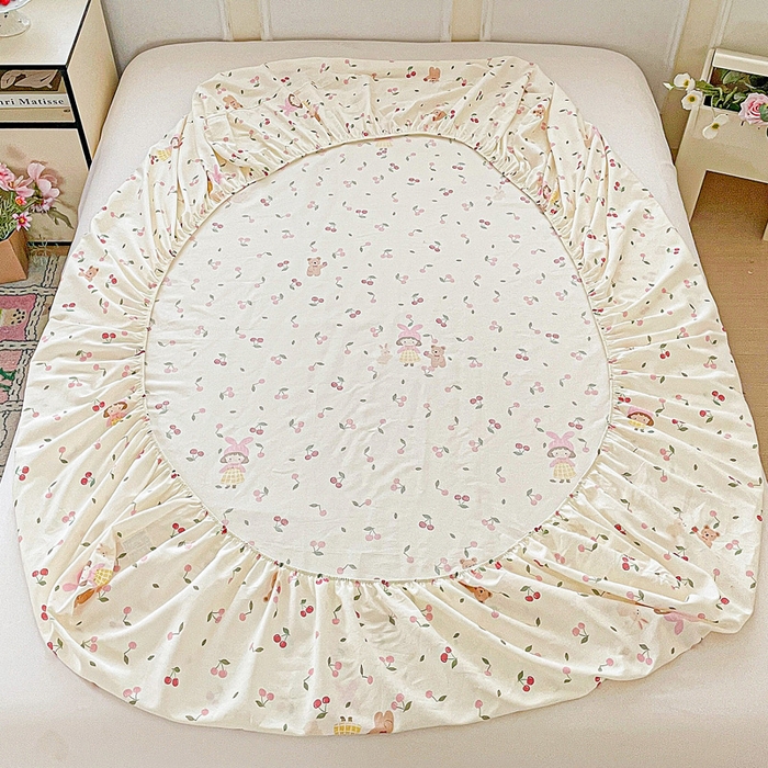 91家纺网 家纺一手货源 找家纺 卡普家居 2025新款全棉印花A版床笠 花季少女