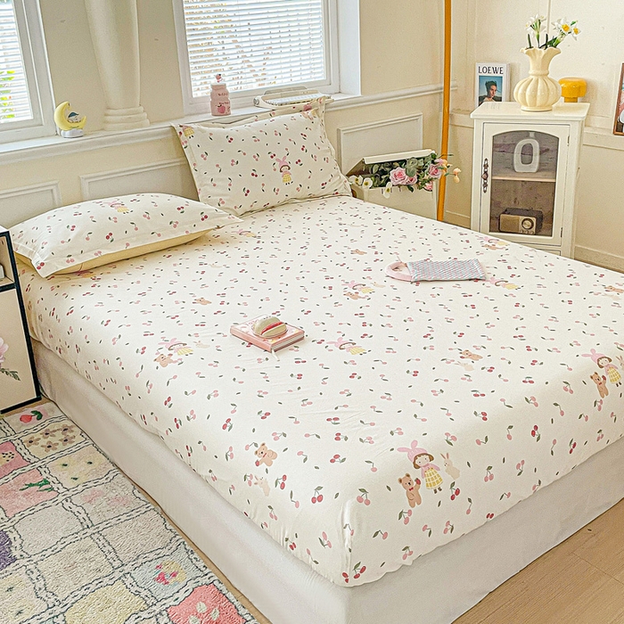 91家纺网 家纺一手货源 找家纺 卡普家居 2025新款全棉印花A版床笠 花季少女