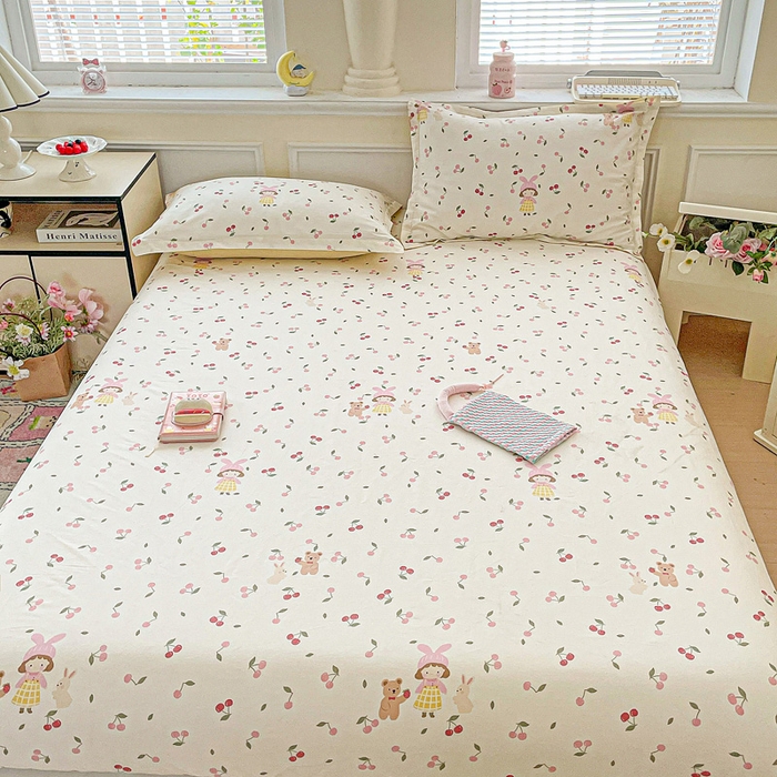 91家纺网 家纺一手货源 找家纺 卡普家居 2025新款全棉印花A版床笠 花季少女