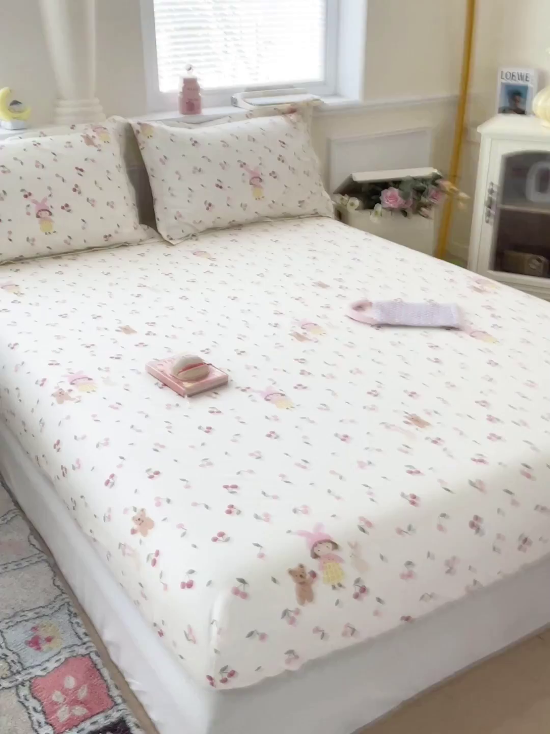 91家纺网 家纺一手货源 找家纺 卡普家居 2025新款全棉印花A版床笠 花季少女