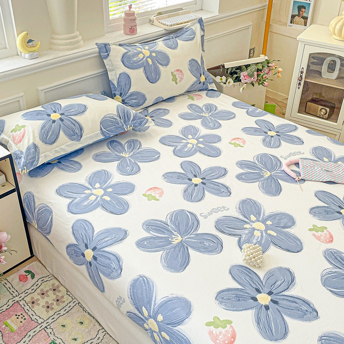 91家纺网 家纺一手货源 找家纺 卡普家居 2025新款全棉印花A版床笠 蓝色甜心