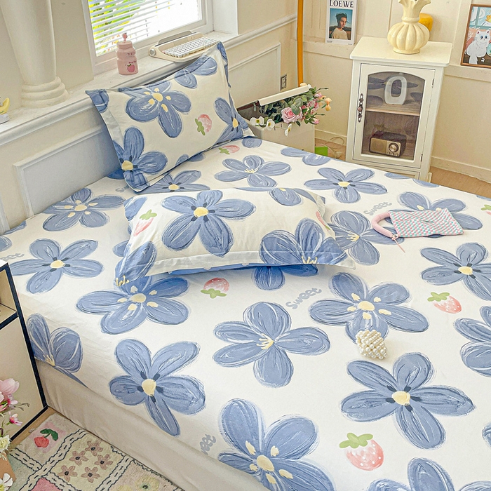 91家纺网 家纺一手货源 找家纺 卡普家居 2025新款全棉印花A版床笠 蓝色甜心