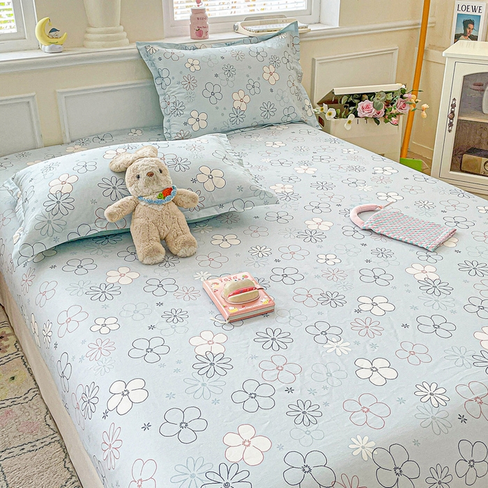 91家纺网 家纺一手货源 找家纺 卡普家居 2025新款全棉印花A版床笠 漫日夏花