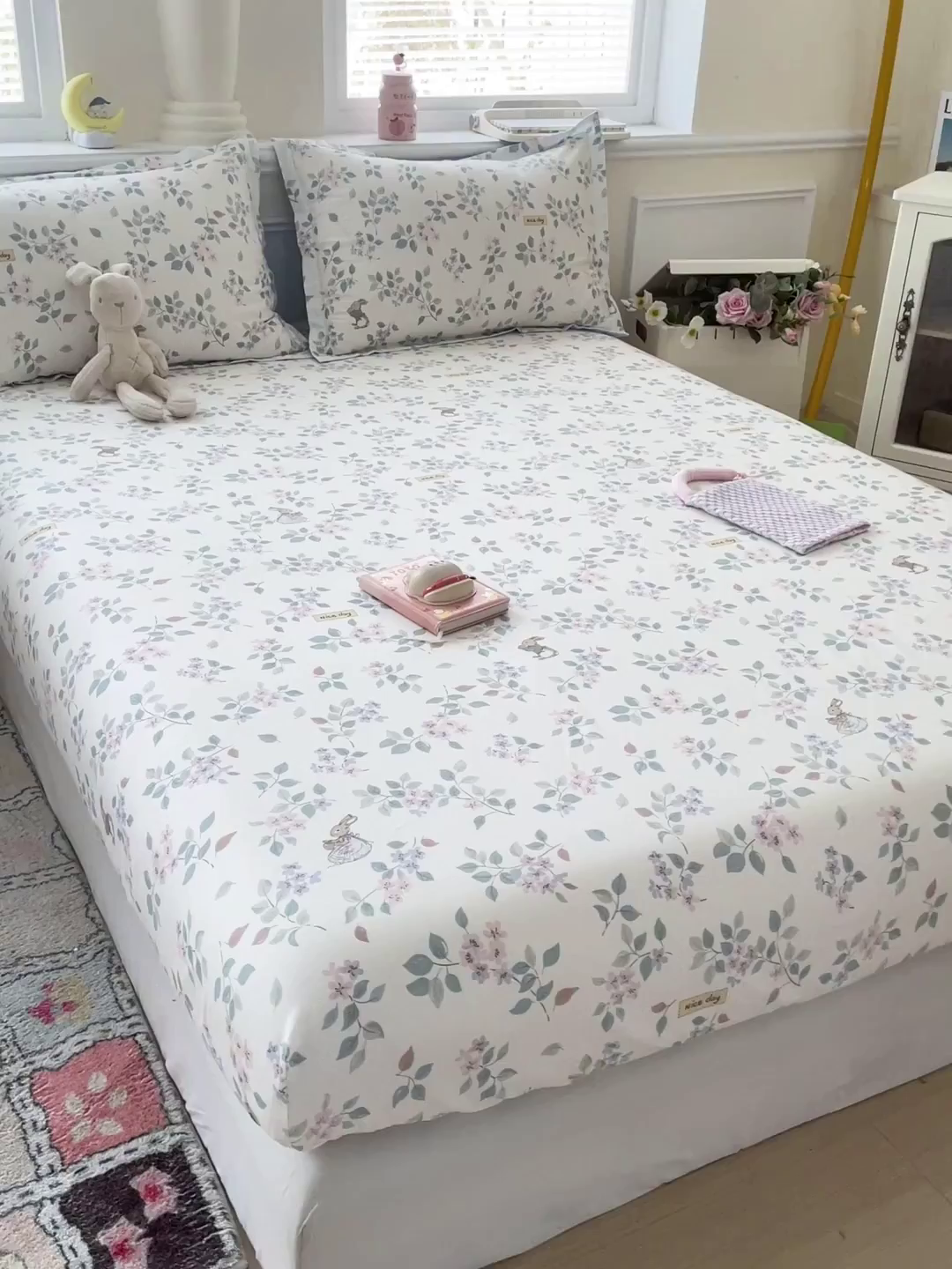 91家纺网 家纺一手货源 找家纺 卡普家居 2025新款全棉印花A版床笠 温暖思绪