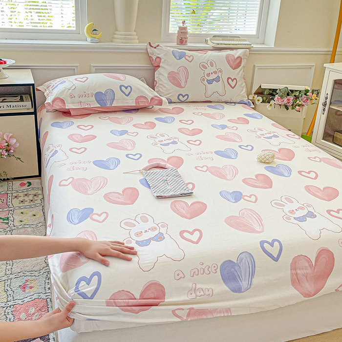 91家纺网 家纺一手货源 找家纺 卡普家居 2025新款全棉印花A版床笠 小兔可可