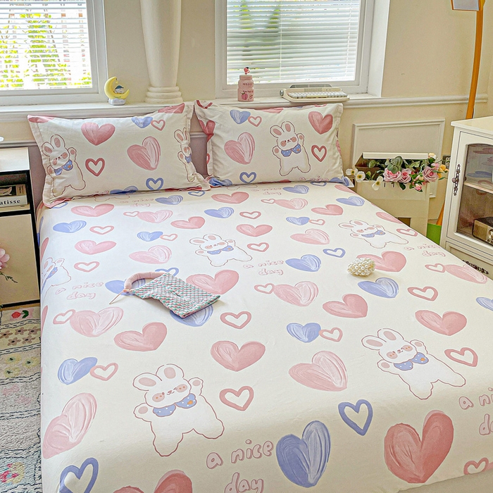 91家纺网 家纺一手货源 找家纺 卡普家居 2025新款全棉印花A版床笠 小兔可可