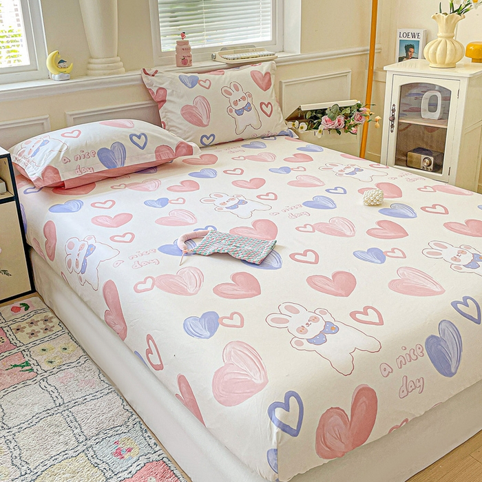 91家纺网 家纺一手货源 找家纺 卡普家居 2025新款全棉印花A版床笠 小兔可可