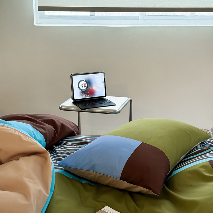 91家纺网 家纺一手货源 找家纺 柚可家居 2025年数码印花大版40支纯棉四件套 西海岸往事（送手提袋）