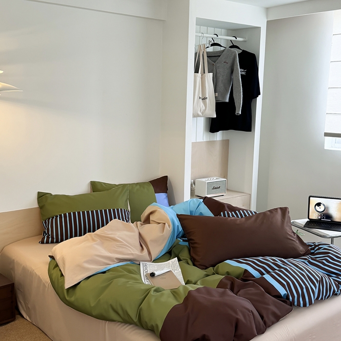 91家纺网 家纺一手货源 找家纺 柚可家居 2025年数码印花大版40支纯棉四件套 西海岸往事（送手提袋）