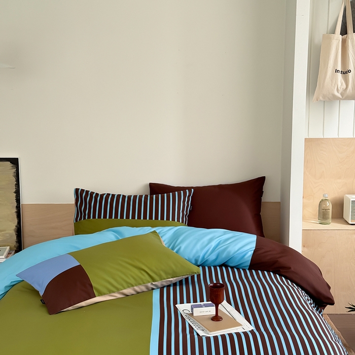 91家纺网 家纺一手货源 找家纺 柚可家居 2025年数码印花大版40支纯棉四件套 西海岸往事（送手提袋）