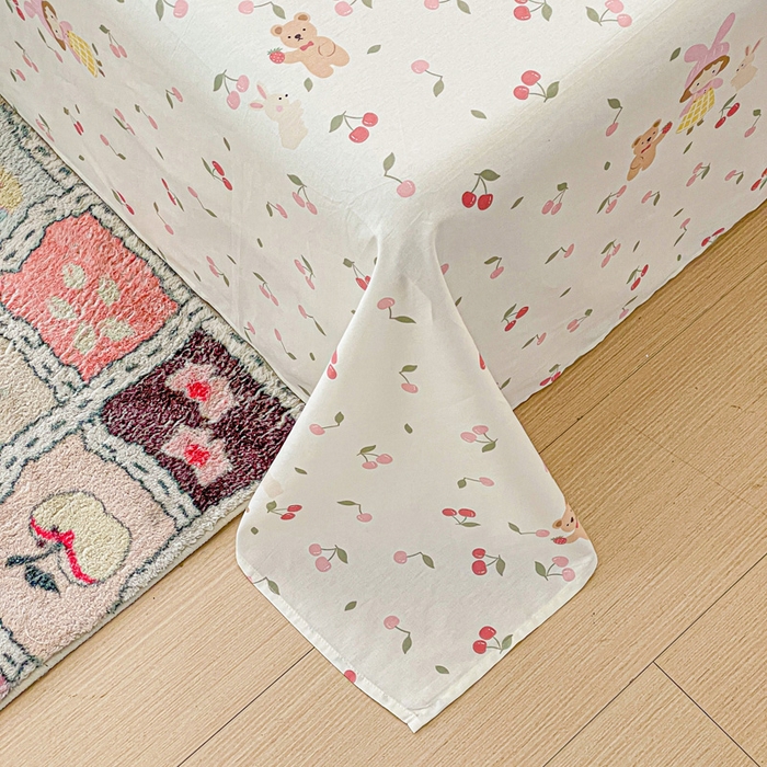 91家纺网 家纺一手货源 找家纺 卡普家居 2025新款全棉印花A版床单 花季少女