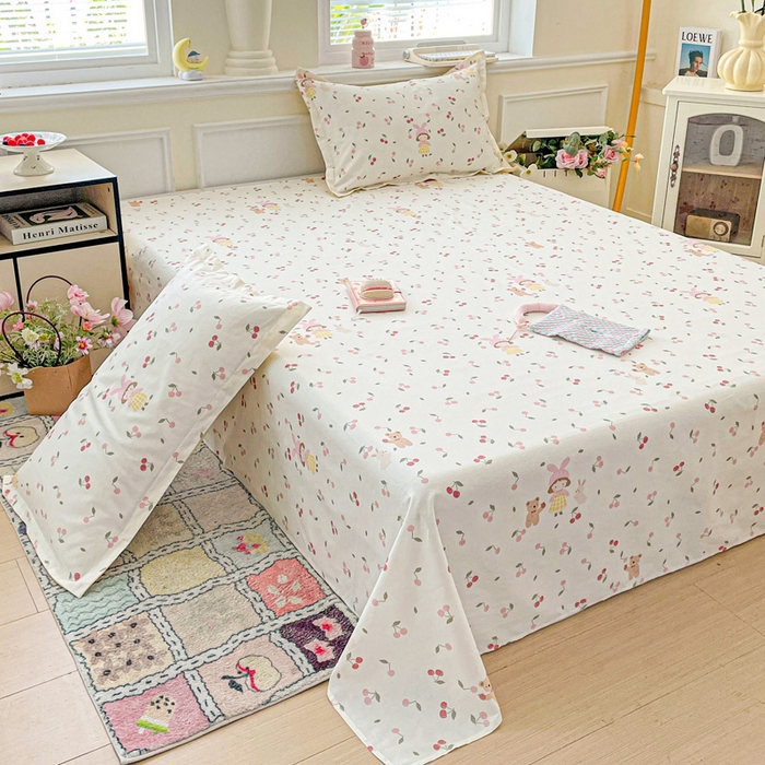 91家纺网 家纺一手货源 找家纺 卡普家居 2025新款全棉印花A版床单 花季少女