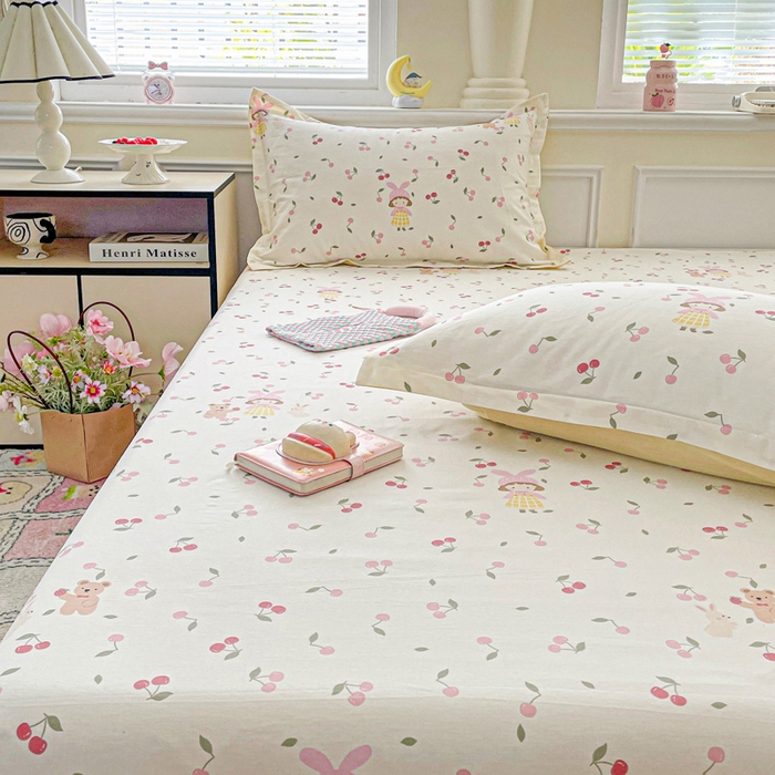 91家纺网 家纺一手货源 找家纺 卡普家居 2025新款全棉印花A版床单 花季少女