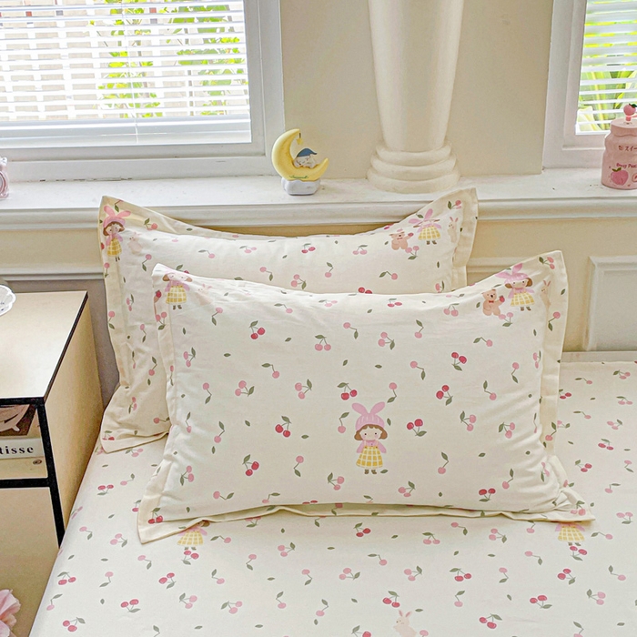 91家纺网 家纺一手货源 找家纺 卡普家居 2025新款全棉印花A版床单 花季少女