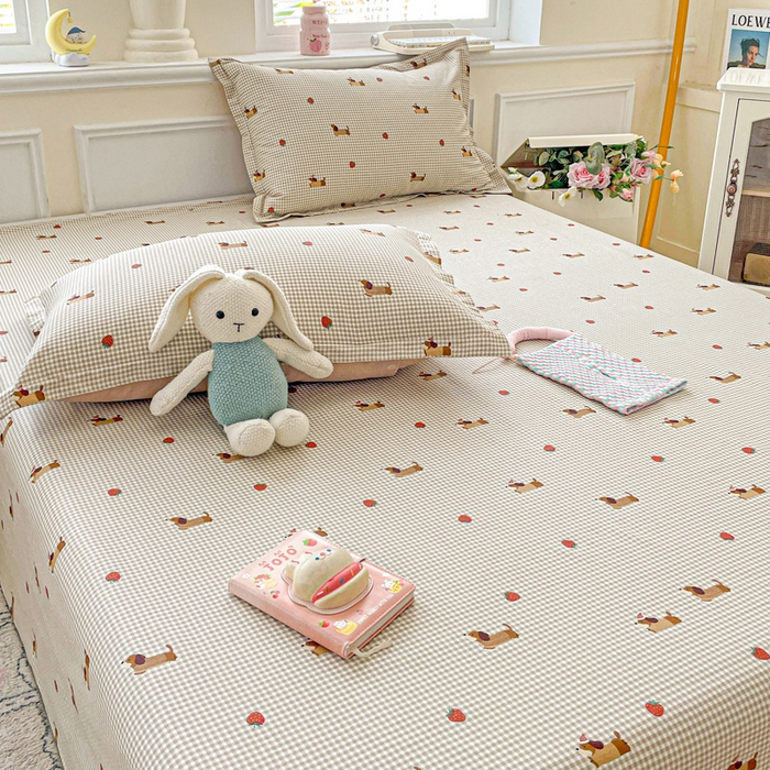 91家纺网 家纺一手货源 找家纺 卡普家居 2025新款全棉印花A版床单 快乐追梦