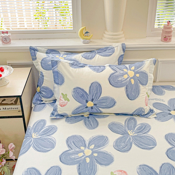 91家纺网 家纺一手货源 找家纺 卡普家居 2025新款全棉印花A版床单 蓝色甜心