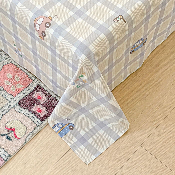 91家纺网 家纺一手货源 找家纺 卡普家居 2025新款全棉印花A版床单 小汽车