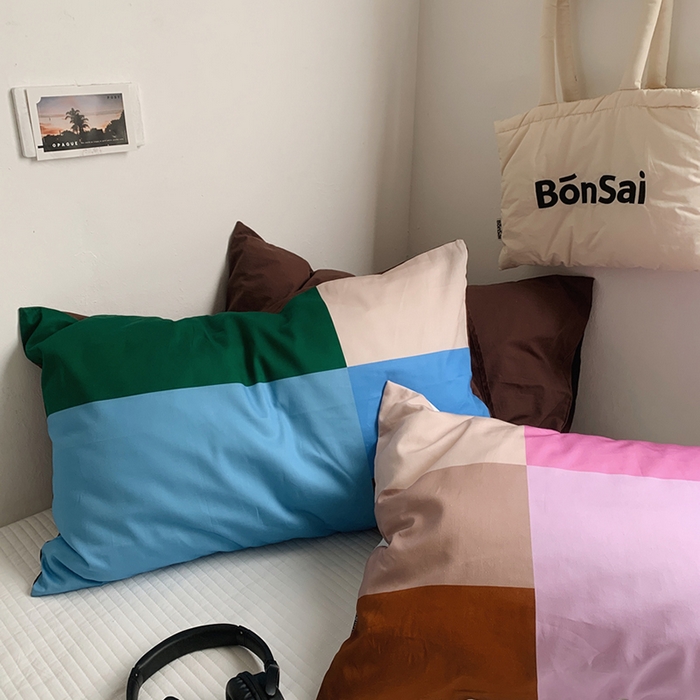 91家纺网 家纺一手货源 找家纺 柚可家居 2025新款40支13372多彩单枕套-枕套三 巧克力