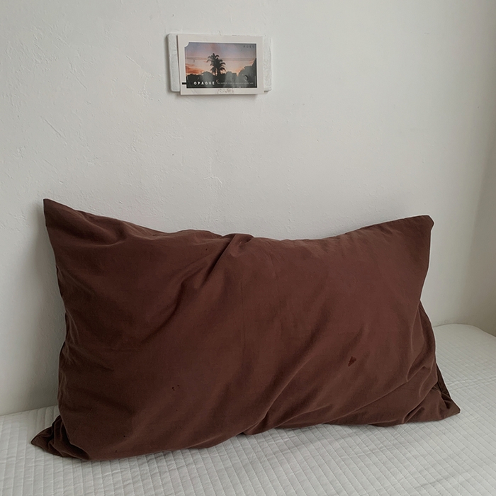 91家纺网 家纺一手货源 找家纺 柚可家居 2025新款40支13372多彩单枕套-枕套二 咖色