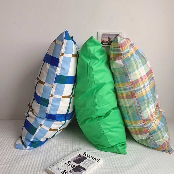 91家纺网 家纺一手货源 找家纺 柚可家居 2025新款40支13372多彩单枕套-枕套一 亮绿