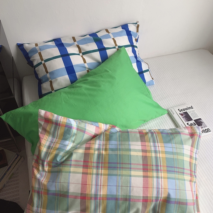 91家纺网 家纺一手货源 找家纺 柚可家居 2025新款40支13372多彩单枕套-枕套一 彩格