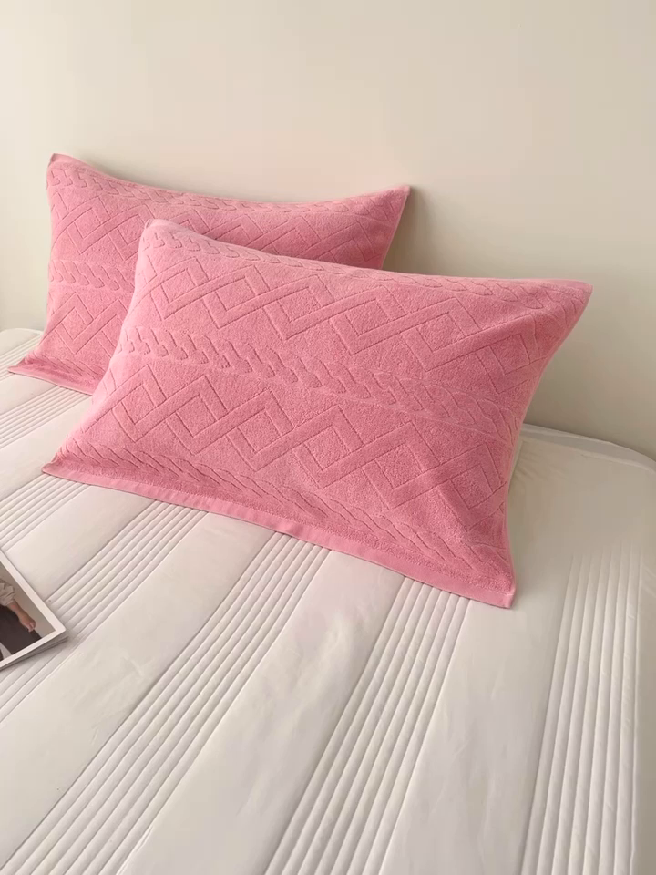 91家纺网 家纺一手货源 找家纺 悦然毛巾被 2025新款全棉纯棉老式枕巾毛圈款 旧时光豆纱