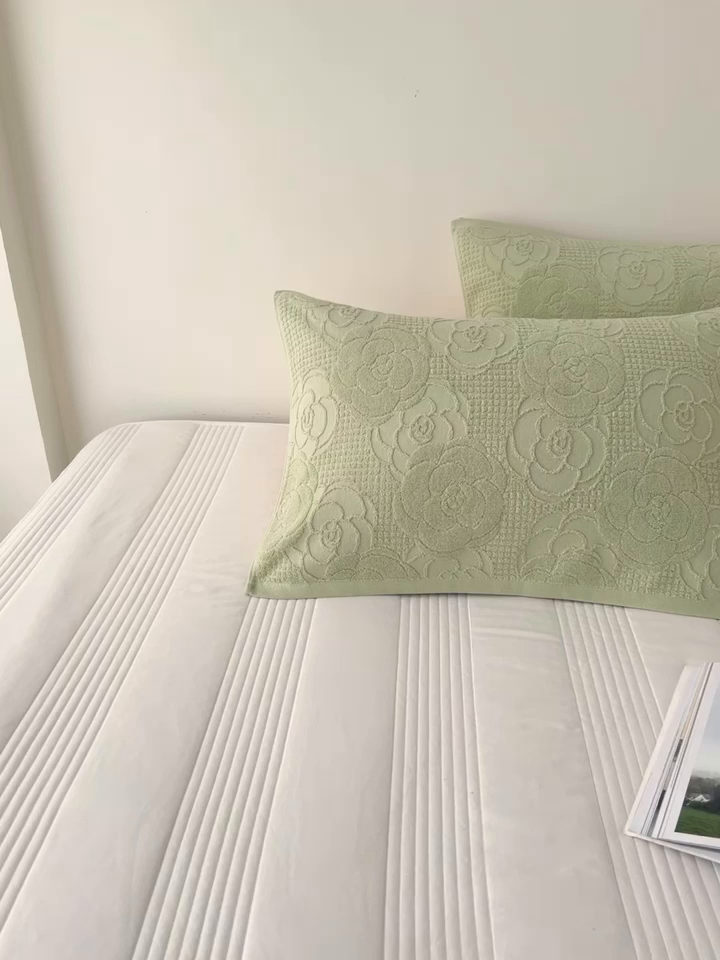 91家纺网 家纺一手货源 找家纺 悦然毛巾被 2025新款全棉纯棉老式枕巾毛圈款 玫瑰物语灰青