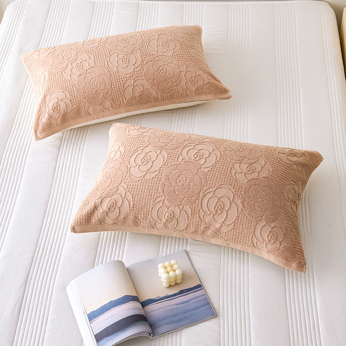 91家纺网 家纺一手货源 找家纺 悦然毛巾被 2025新款全棉纯棉老式枕巾毛圈款 玫瑰物语咖啡