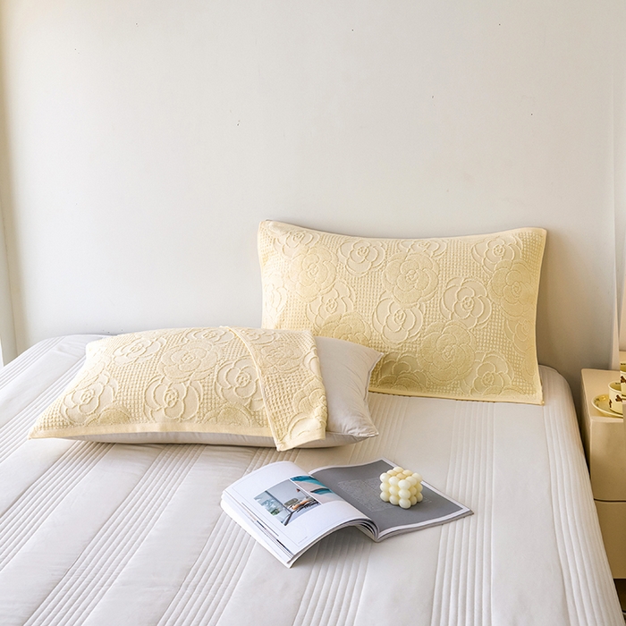 91家纺网 家纺一手货源 找家纺 悦然毛巾被 2025新款全棉纯棉老式枕巾毛圈款 玫瑰物语米白