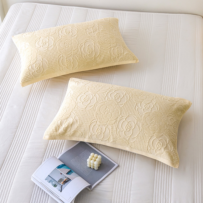 91家纺网 家纺一手货源 找家纺 悦然毛巾被 2025新款全棉纯棉老式枕巾毛圈款 玫瑰物语米白