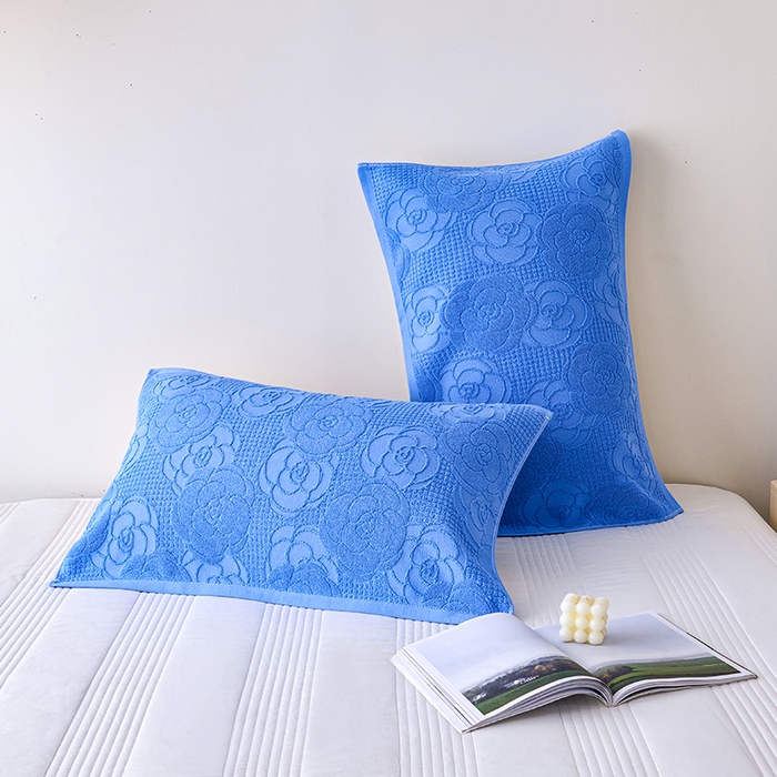 91家纺网 家纺一手货源 找家纺 悦然毛巾被 2025新款全棉纯棉老式枕巾毛圈款 玫瑰物语深蓝