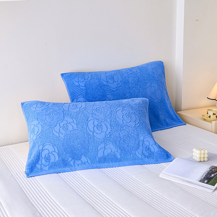 91家纺网 家纺一手货源 找家纺 悦然毛巾被 2025新款全棉纯棉老式枕巾毛圈款 玫瑰物语深蓝