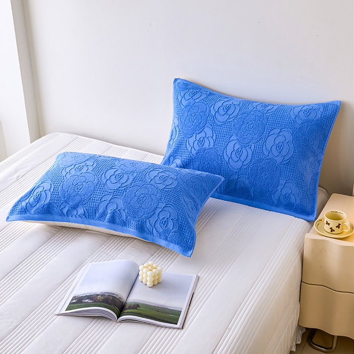 91家纺网 家纺一手货源 找家纺 悦然毛巾被 2025新款全棉纯棉老式枕巾毛圈款 玫瑰物语深蓝