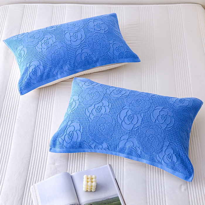 91家纺网 家纺一手货源 找家纺 悦然毛巾被 2025新款全棉纯棉老式枕巾毛圈款 玫瑰物语深蓝