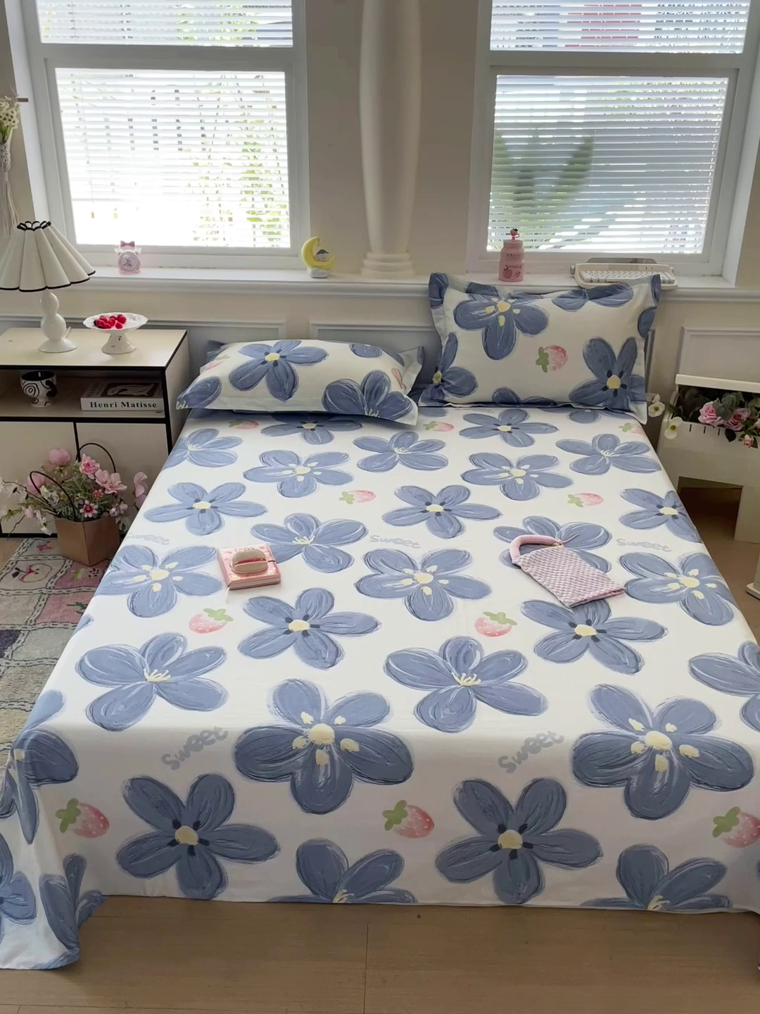 91家纺网 家纺一手货源 找家纺 卡普家居 2025新款全棉印花A版床单 蓝色甜心