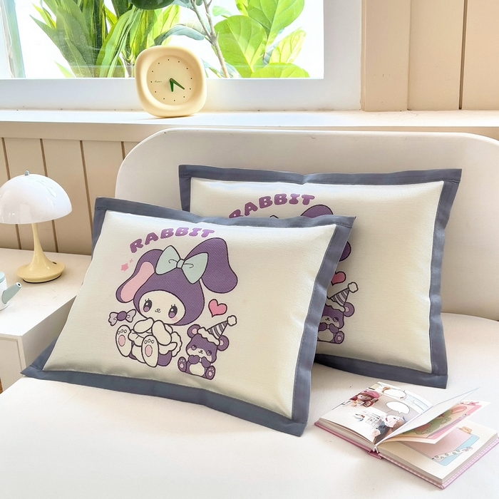 91家纺网 家纺一手货源 找家纺 梵赫 2025新款大版儿童冰丝枕套幼儿园枕套 爱心萌兔