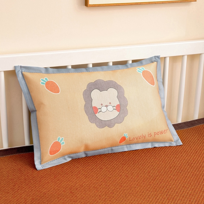 梵赫 2025新款大版儿童冰丝枕套幼儿园枕套 萌宠小狮子