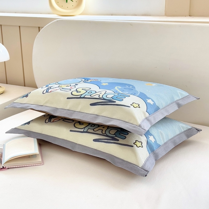 91家纺网 家纺一手货源 找家纺 梵赫 2025新款大版儿童冰丝枕套幼儿园枕套 星际旅行