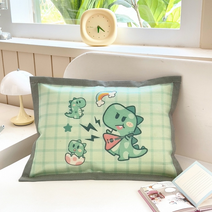 91家纺网 家纺一手货源 找家纺 梵赫 2025新款大版儿童冰丝枕套幼儿园枕套 音乐恐龙